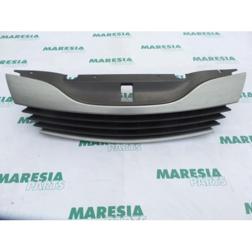 Renault - Laguna - Grille