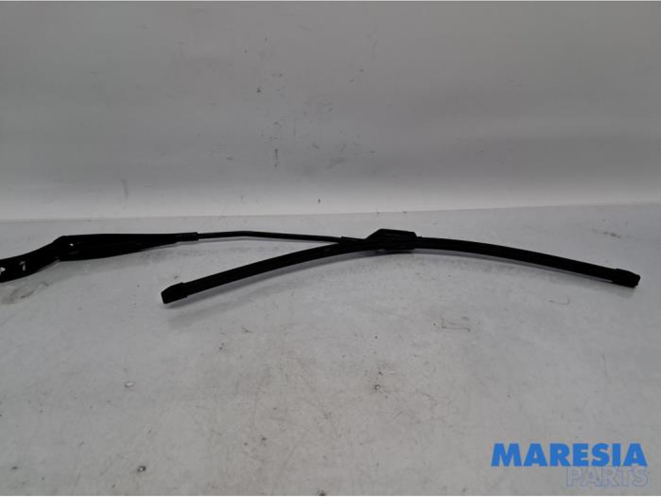 Peugeot - 2008 - Bras essuie-glace avant