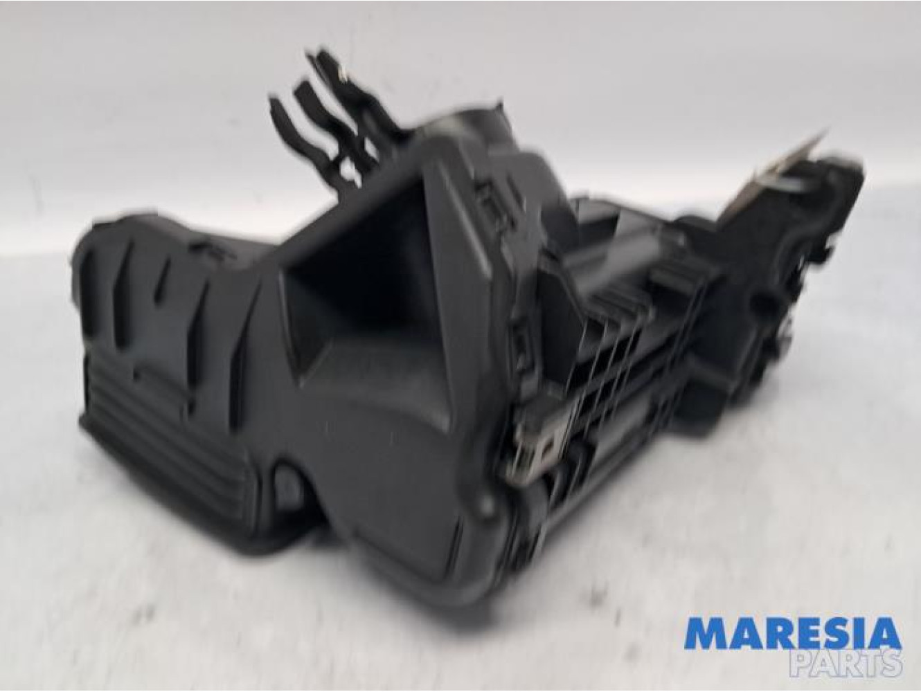 Citroen - C4 Picasso - Resonance housing