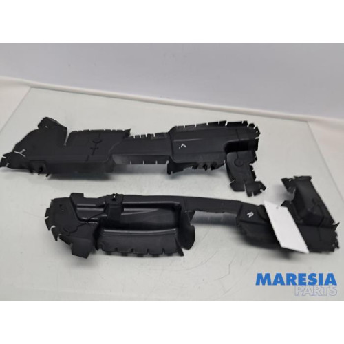 Citroen - C4 Picasso - Air funnel