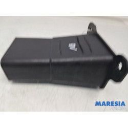 Citroen - C4 Picasso - Front panel