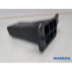 Citroen - C4 Picasso - Front panel