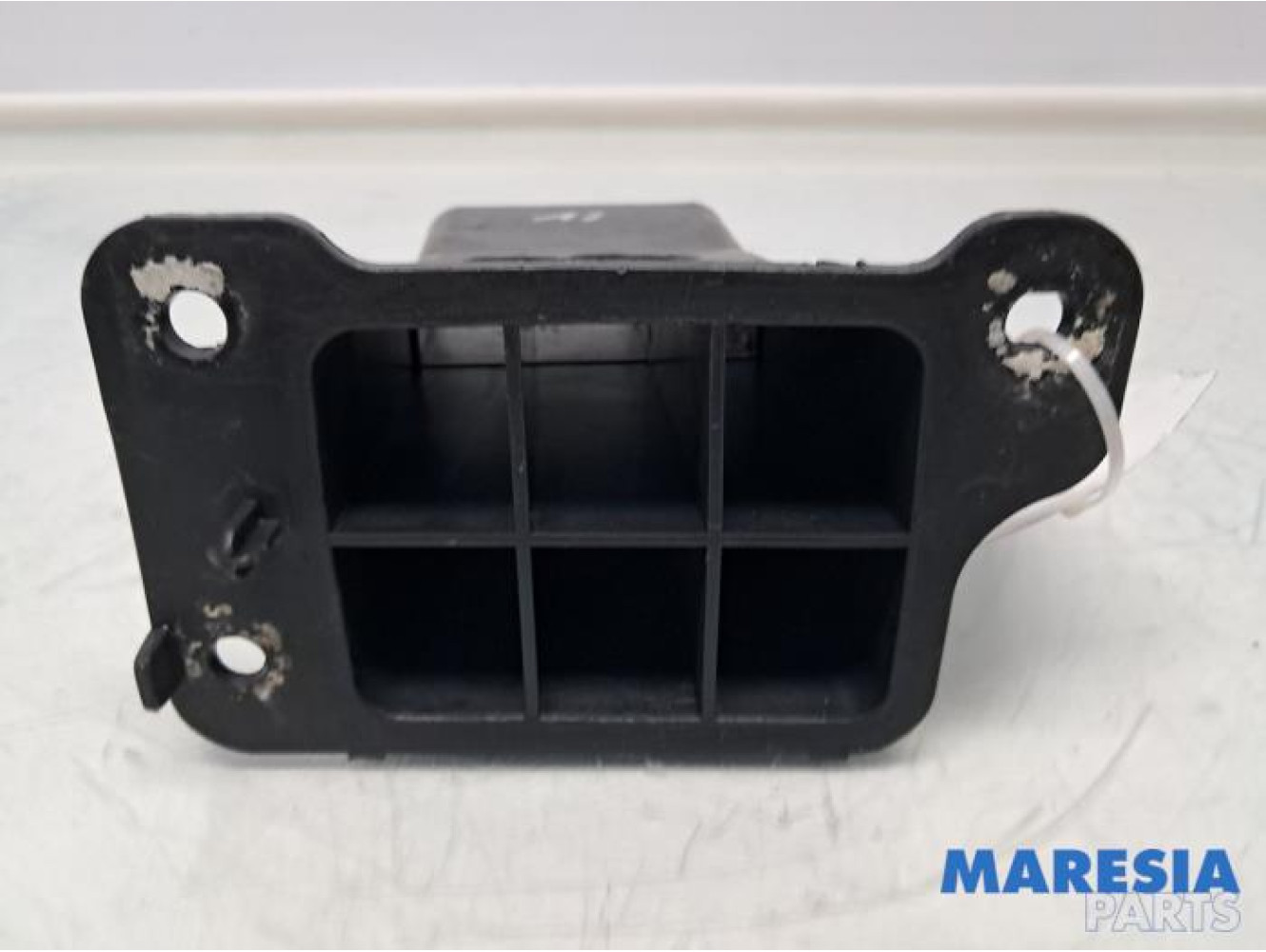 Citroen - C4 Picasso - Front panel