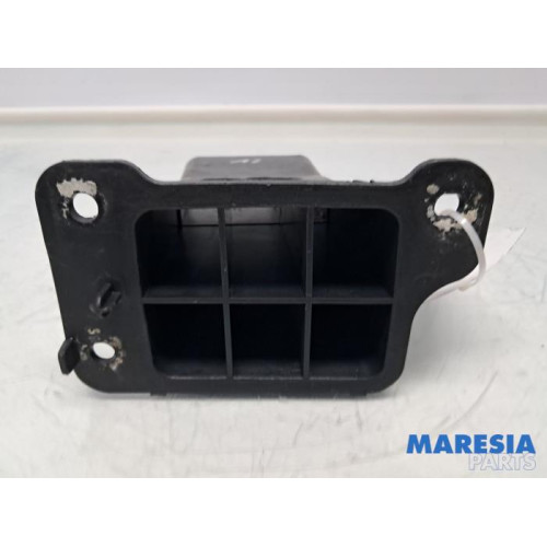 Citroen - C4 Picasso - Front panel