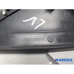 Renault - Megane - Decorative strip