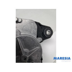 Renault - Megane - Ruitenwissermotor achter