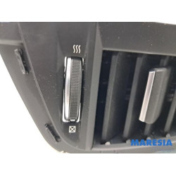 Renault - Megane - Grille aération tableau de bord