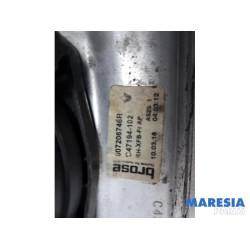 Renault - Megane - Mécanique vitre 4portes avant droite