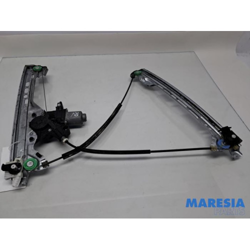 Renault - Megane - Mécanique vitre 4portes avant droite