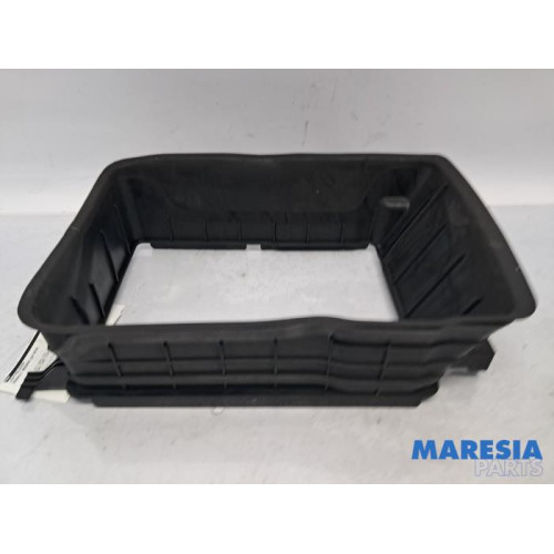 Renault - Megane - Luft Leitung