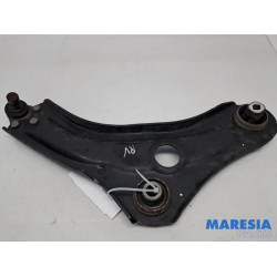 Renault - Megane - Bras de suspension bas avant droit