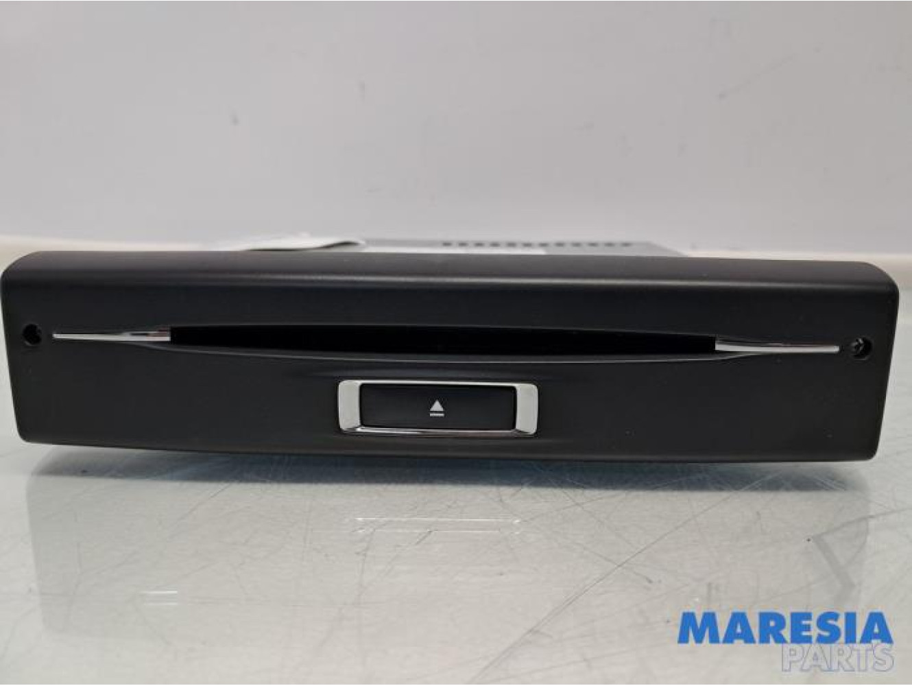 Citroen - C4 Picasso - Changeur de CD