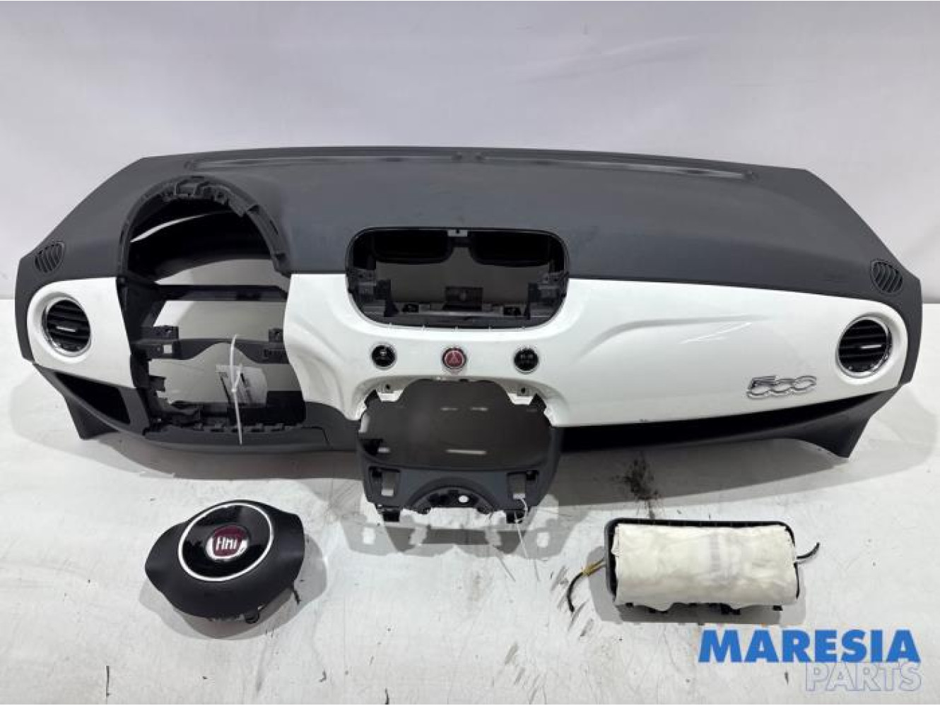 Fiat - 500 - Airbag set + dashboard