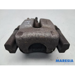 Renault - Megane - Remklauw (Tang) links-achter