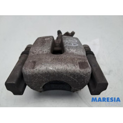 Renault - Megane - Rear brake calliper, right