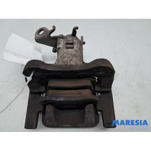 Renault - Megane - Remklauw (Tang) rechts-achter