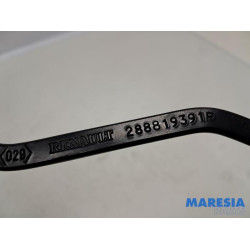 Renault - Megane - Front wiper arm