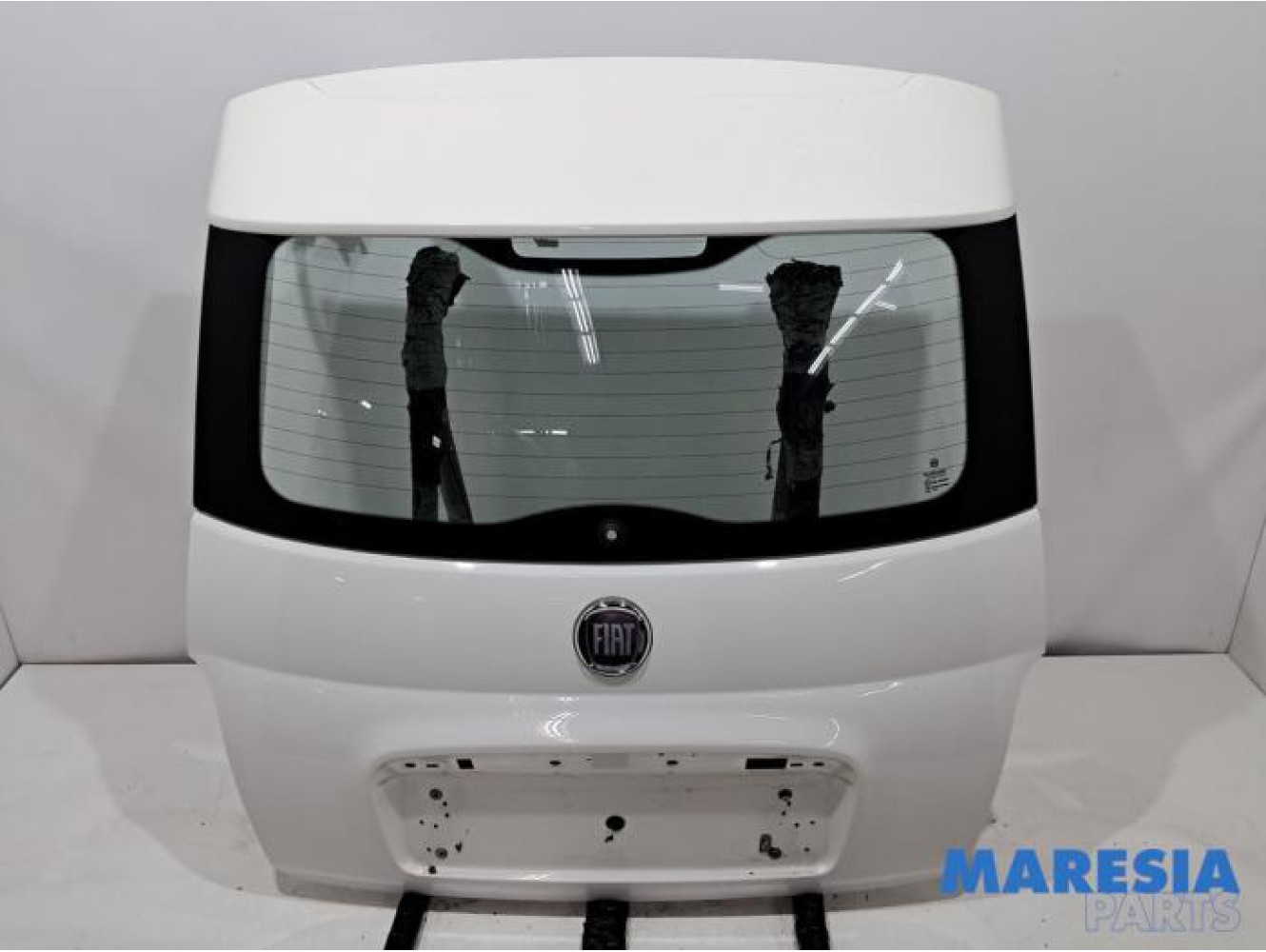 Fiat - 500 - Tailgate