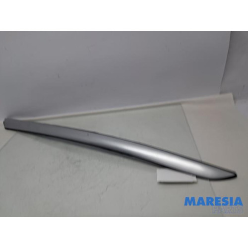 Citroen - C4 Picasso - Cadre pare-brise