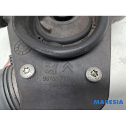Citroen - C4 Picasso - Front wiper motor
