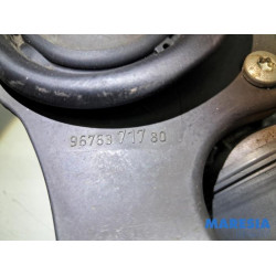 Citroen - C4 Picasso - Front wiper motor