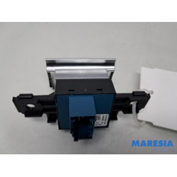 Citroen - C4 Picasso - Parking brake switch