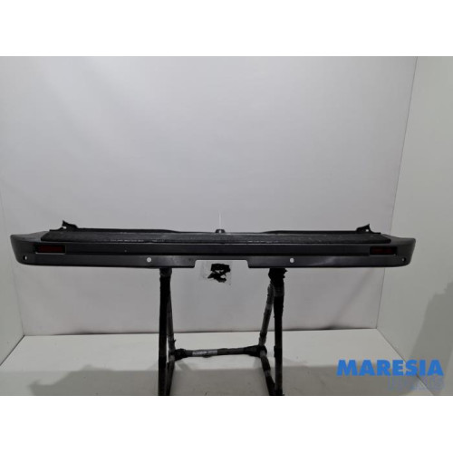 Fiat - Talento - Bumperdeel midden-achter