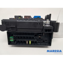 Citroen - C4 Picasso - Fuse box