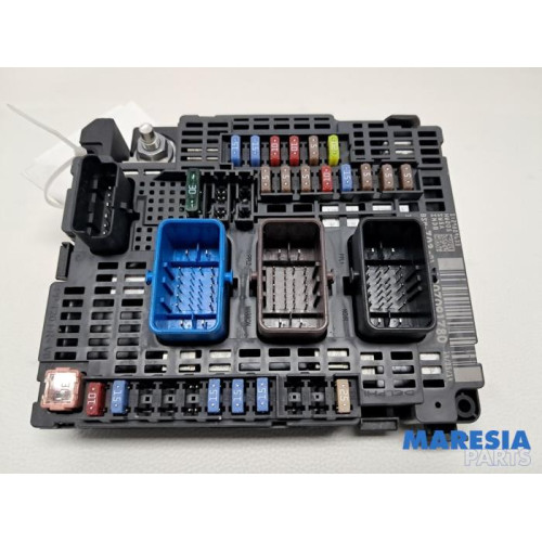 Citroen - C4 Picasso - Fuse box