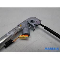 Citroen - C4 Picasso - Seatbelt tensioner, right