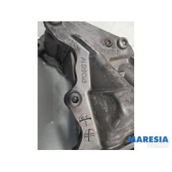 Citroen - C4 Picasso - Ölfiltergehäuse