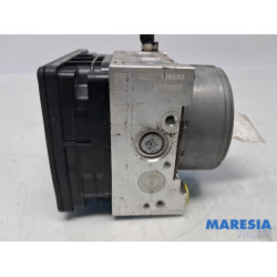 Renault - Megane - ABS pump