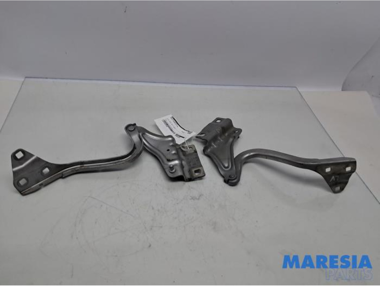 Renault - Megane - Charnière capot