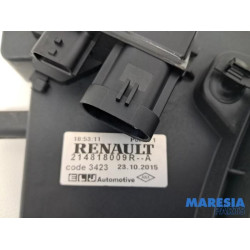 Renault - Clio - Fan motor