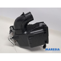 Renault - Clio - Air box