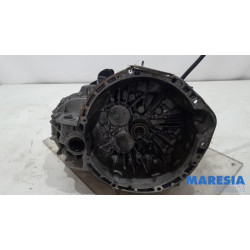 Renault - Trafic - Versnellingsbak