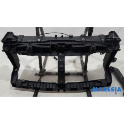 Renault - Trafic - Frontpaneel