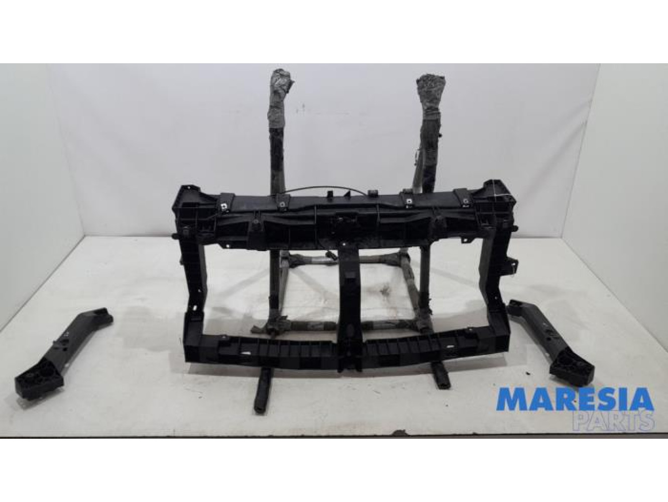 Renault - Trafic - Frontpaneel