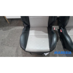 Peugeot - 207 - Bekleding Set (compleet)