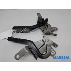 Renault - Clio - Motorkap Scharnier