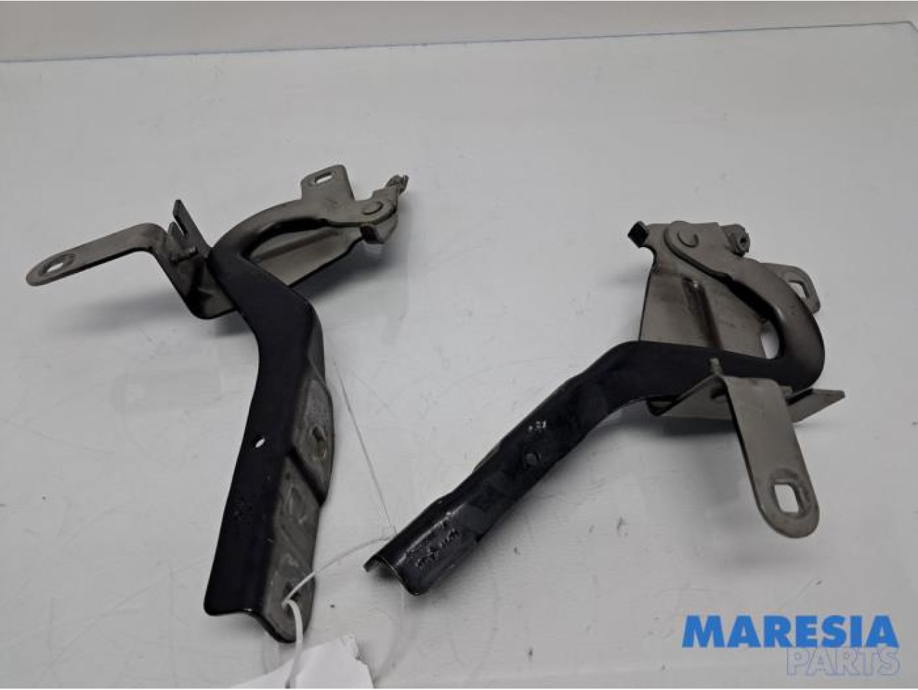 Renault - Clio - Motorkap Scharnier