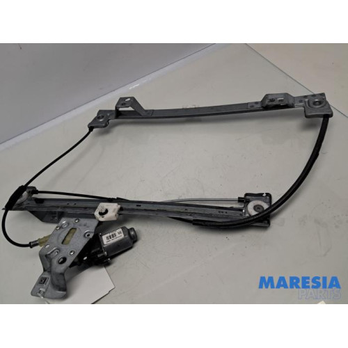 Renault - Kangoo - Ruitmechaniek 2Deurs rechts-voor