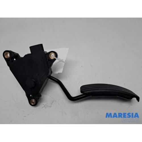 Renault - Kangoo - Gaspedaal