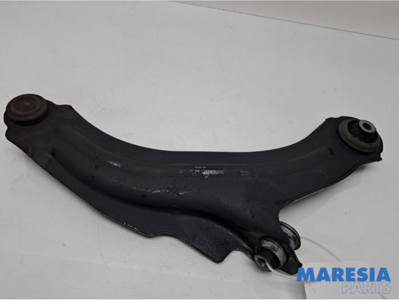 Renault - Clio - Bras de suspension bas avant gauche