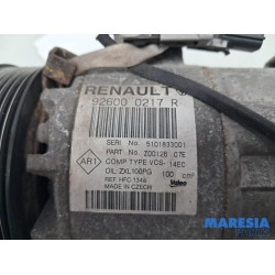 Renault - Clio - Air conditioning pump