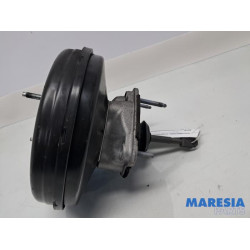 Renault - Clio - Bremskraftverstärker