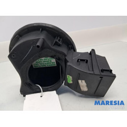 Renault - Clio - Tankklappe