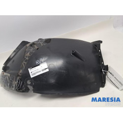 Renault - Clio - Passage de roue