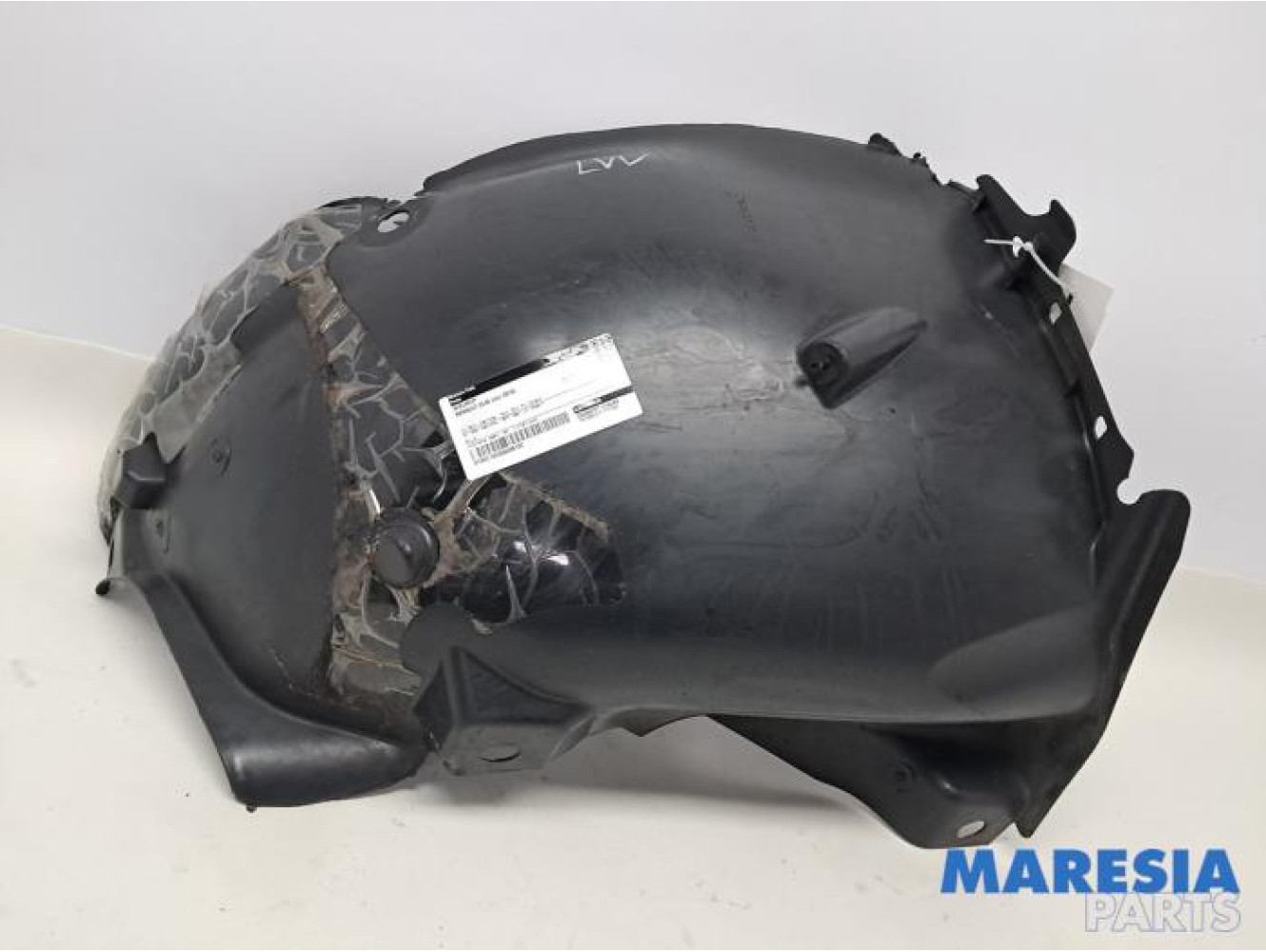 Renault - Clio - Passage de roue