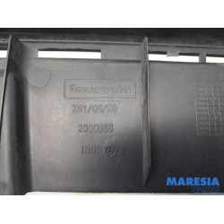 Renault - Kangoo - Stoßstangenstütze mitte hinten